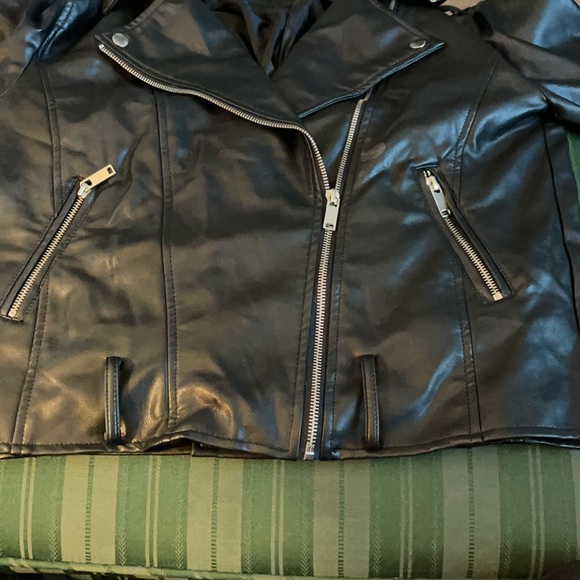 Forever 21 Black Leather Jacket - Picture 5 of 6